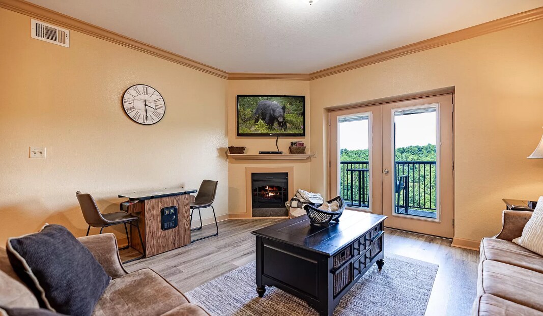 Pigeon Forge Condo Unit 5601 photo 9
