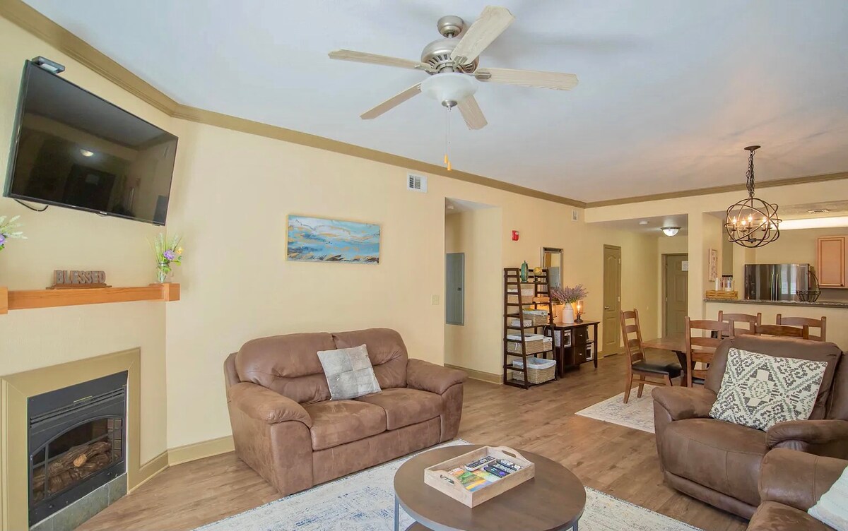Pigeon Forge Condo Unit 2107 photo 3